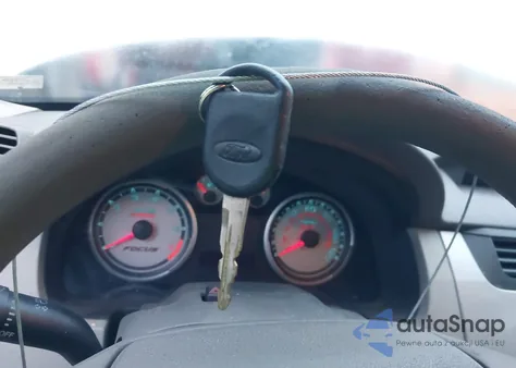 2010 Ford Focus Se из США, поврежденный, VIN 1FAHP3FN7AW156575